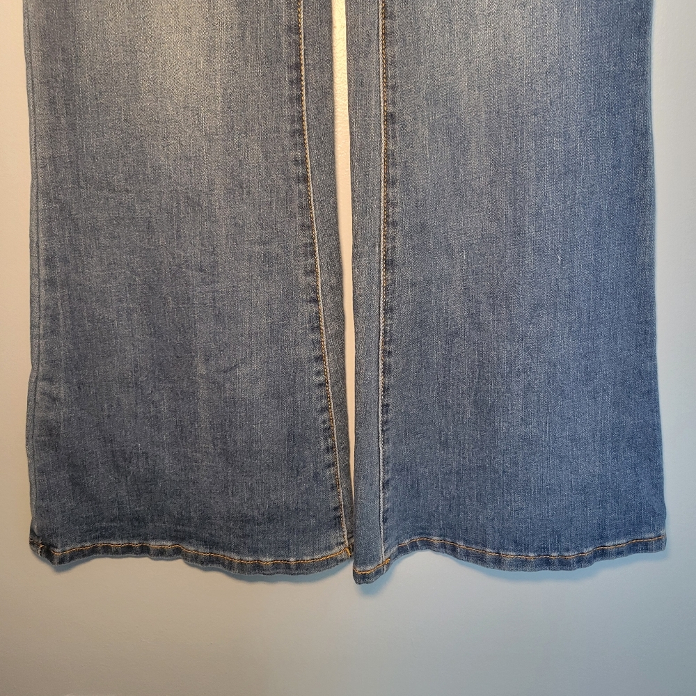 NWT Abound Mid Rise Flare Jean Med Dark Wash Womens Size 31 - Picture 3 of 14